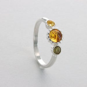 Triple Round Multi-Color BALTIC AMBER Ring - 925 Sterling Silver Genuine and Natural Gemstone / fossilized Resin Poland - ambre / ámbar