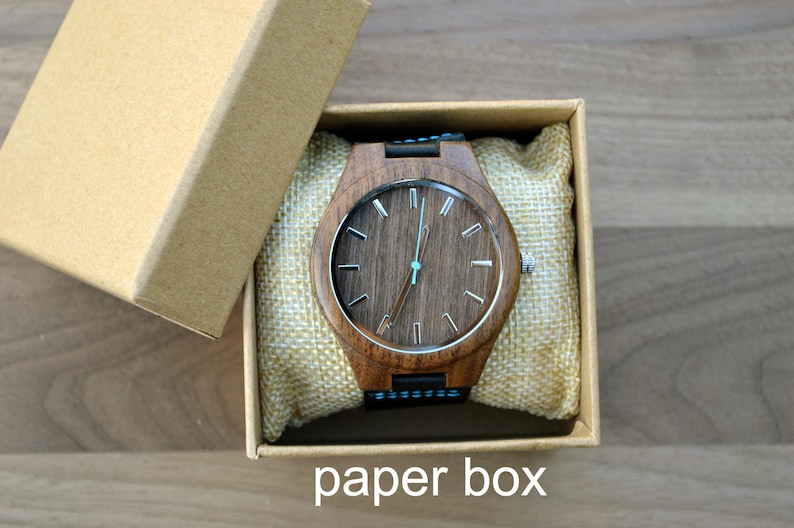 Personalisierte Holzuhr, personalisierte Uhr, gravierte Uhr, gravierte Holzuhr, Herrenholzuhr, Geschenke für ihn, Geschenke für Ehemann Bild 7
