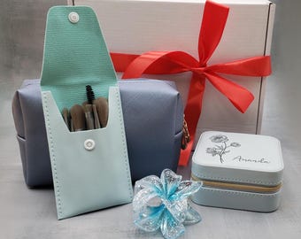 Personalized Birth Flower gift Christmas Box Sending Hugs Gift Box Self Care Box For Women Friendship Gift Care for Her Hygge Hug in a Box