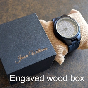 Personalisierte Holzuhr, personalisierte Uhr, gravierte Uhr, gravierte Holzuhr, Herrenholzuhr, Geschenke für ihn, Geschenke für Ehemann Bild 9
