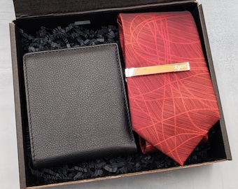 Personalized tie clip, wallet, Tie in Groomsman Gift Box, Groomsman Gift, anniversary  Gift, father's gift, Mens Gift, Birthday gift set