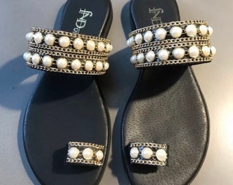 Leather flip flop sandal with embellished pearl design