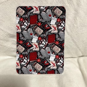 Långsamt brinnande mörkröd och svart Kindle e-läsare insatskort för genomskinligt fodral, Kindle tillbehörsdekoration, Kindle, Paperwhite, Oasis, 12:e generationen