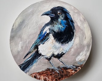 Magpie Painting, Bird Portrait, Wildlife Oil Painting on 15cm Wooden Circular Panel, Animal Small Painting, Handmade Gift for Bird Lovers