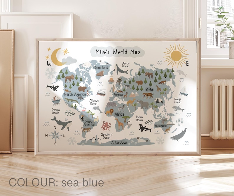 Może przedstawiać: Kolorowa mapa świata z ilustracjami zwierząt i kontynent&oacute;w. Mapa jest wydrukowana na białym tle z jasnoniebieskim oceanem i ż&oacute;łtym słońcem. Tekst "Milo's World Map" jest wydrukowany na g&oacute;rze mapy.
