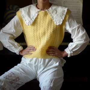 moving sale 80s hand knit mohair blend cable knit gilet // fits a variety