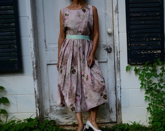 moving sale 1950s cotton pink floral print pleated full skirt dress // s-m-l // 32" waist