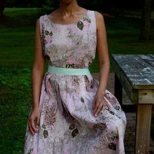 moving sale 1950s cotton pink floral print pleated full skirt dress // s-m-l // 32 waist image 9