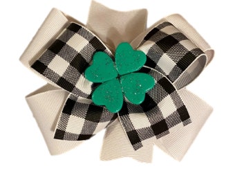 St Patrick's day hair bow, st patricks day bow, green hair bows, st patrick day hair bows, clover hair bows, shamrock hair bows, headbands