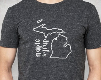 Camiseta de jarabe de arce de Michigan, camisa de jarabe, temporada de jarabe, jarabe de arce real, puro Michigan, tapping de jarabe, camisa del norte, turista MI