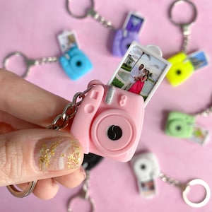 Mini camera keychain and your own personalized photo. Camera keychain with pull out picture. Best friend gift. Camera lover. Valentines Gift