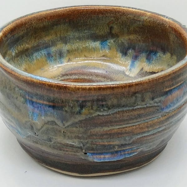 Handmade Wheel Thrown Stoneware Bowl / Pot