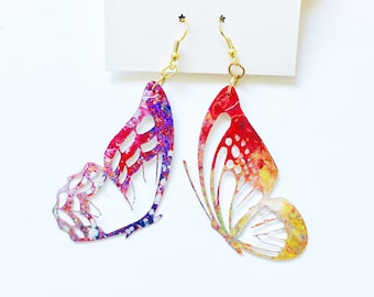 Boucles d’oreilles papillons - Boucles d’oreilles papillon - Bijoux - bijoux papillon design - Papillons peints à la main en plastique résistant - Bijoux