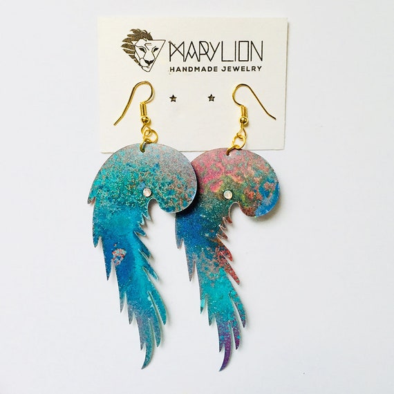 Parrots earrings - Parrots drops earring - Trending jewelry - Feather Jewelry - Design accessory - Novelty earring - Gift for her - Feathers