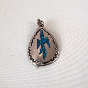 Hopi Style neclace hanger with turquoise vintage