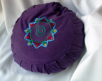 enchanting purple pillow with millet filled about 30 cm diameter , 9 cm high esotherik