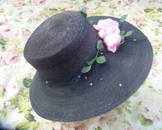 black straw hat with silk flower vintage 60s - image 6