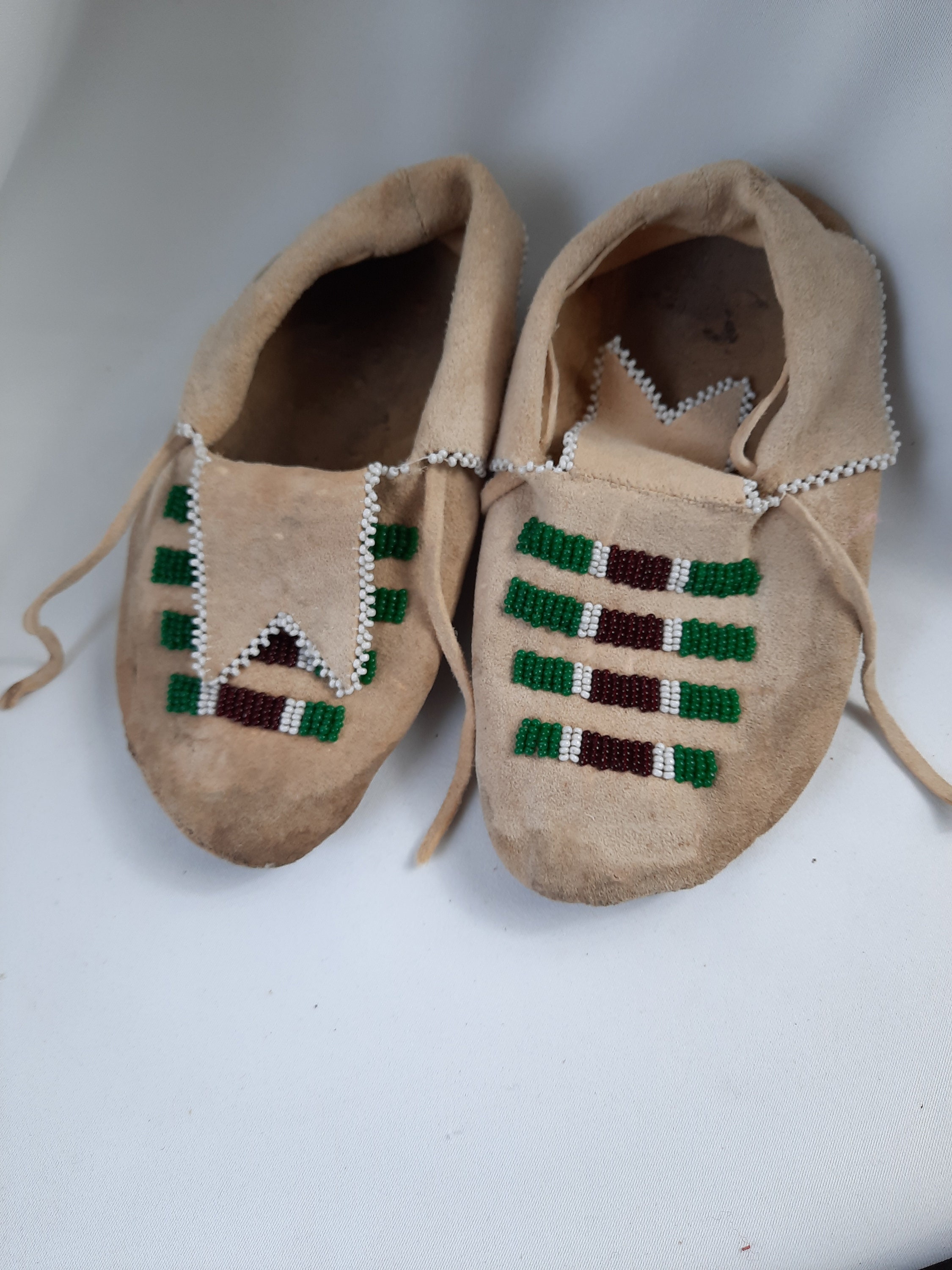 Sioux moccasins deals