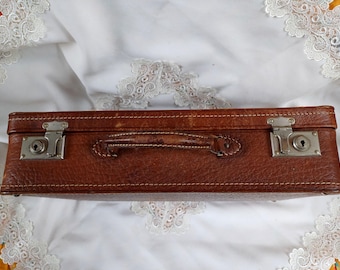 Valigia in pelle marrone, vintage, anni '50 circa, stile Mid-Century