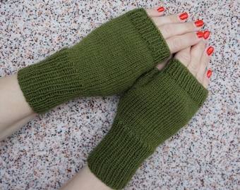 Hand knit fingerless mitts Hygge cozy knits Texting fingerless knit gloves Handmade winter womens mittens Gaming gloves Wrist warmers