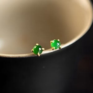 18K Solid Gold Natural Green Jadeite Jade Stud Earrings,18K Solid Green Stud Earrings with Natural Jade, Natural Jade Everyday Stud Earrings