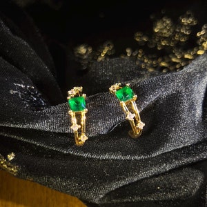 Emerald Hoop 18k Gold Earrings, Gold Earrings, Gold Hoops, Pierced Earrings, Stud Earrings, Green Earrings, Green Gemstones Earrings