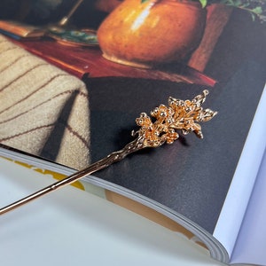 Lilac Flower Garden Gold Hair Stick, Gold Hair Jewelry, Gold Hair Accessories, Gold Hair Pin, Floral Hair Stick, Wedding Hair Accessories
