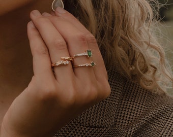 Baguette Green Gem Solitaire Ring, Gold Ring, Promise Ring, Engagement Ring, Green Ring, Side Stone Ring, Wedding Ring, Modern Ring