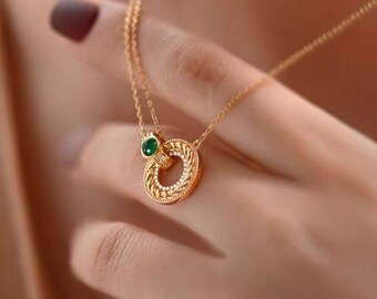 Natural Green Agate 18k Gold Vermeil Necklace, Agate Gold Necklace, Cabochon Agate Necklace, Round Dounut Doughnut Necklace