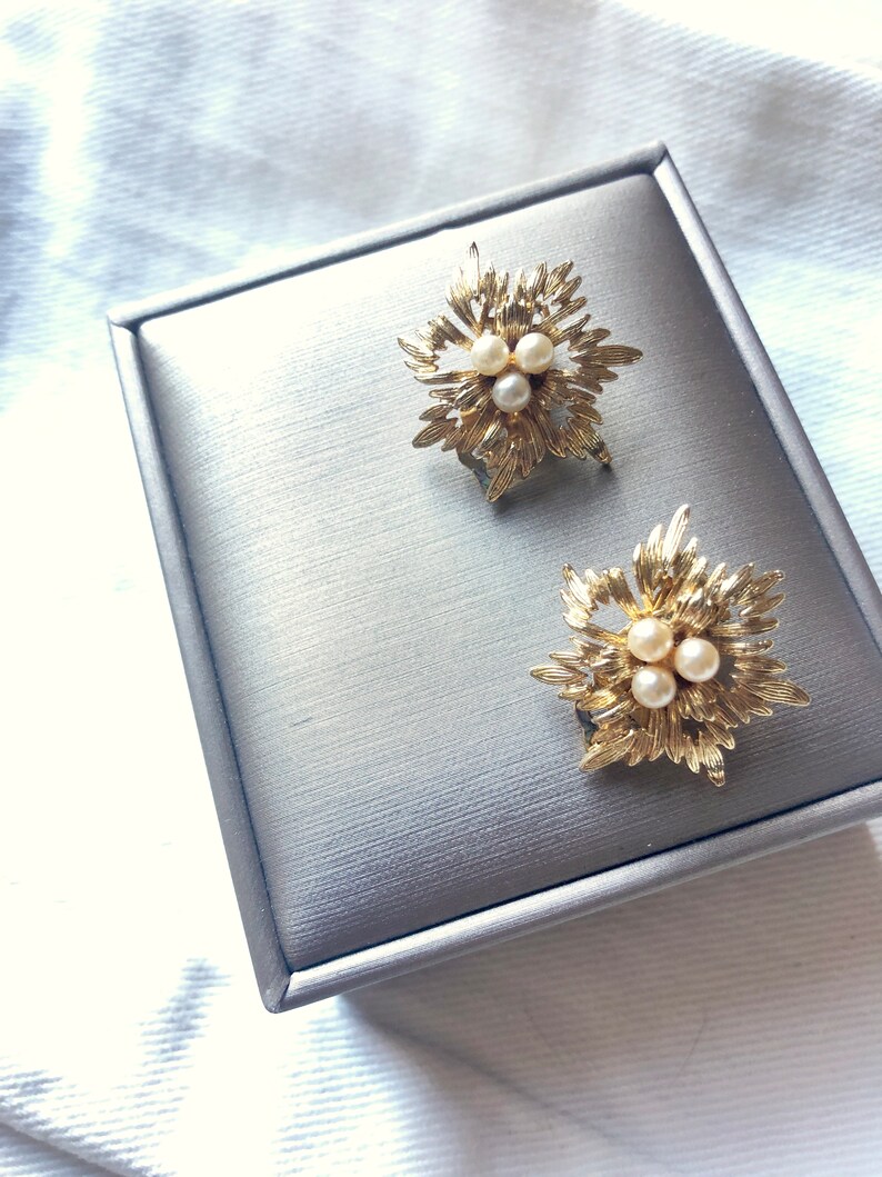 Wedding Earrings Cluster Earrings Vintage Jewelry Blossom Pearl Gold Clip On Earrings Vintage Pearl Earrings Wedding Jewelry