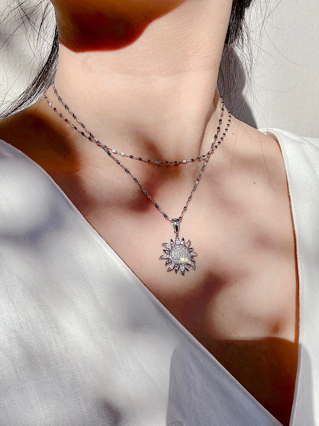 Sunflower diamond necklace deals