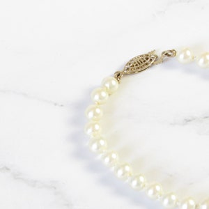 White Pearl Beads Filigree Clasp Bracelet, Vintage Pearl Bracelet, Fish Hook Bracelet, Vintage Jewelry, Wedding Bracelet, Bridal Bracelet image 3