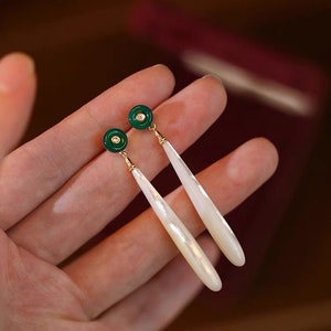 Mother of Pearl Teardrop Vintage Wedding Earrings, Gold Earrings, Pearl Earrings, Drop Earrings,  Earrings, Wedding Earrings