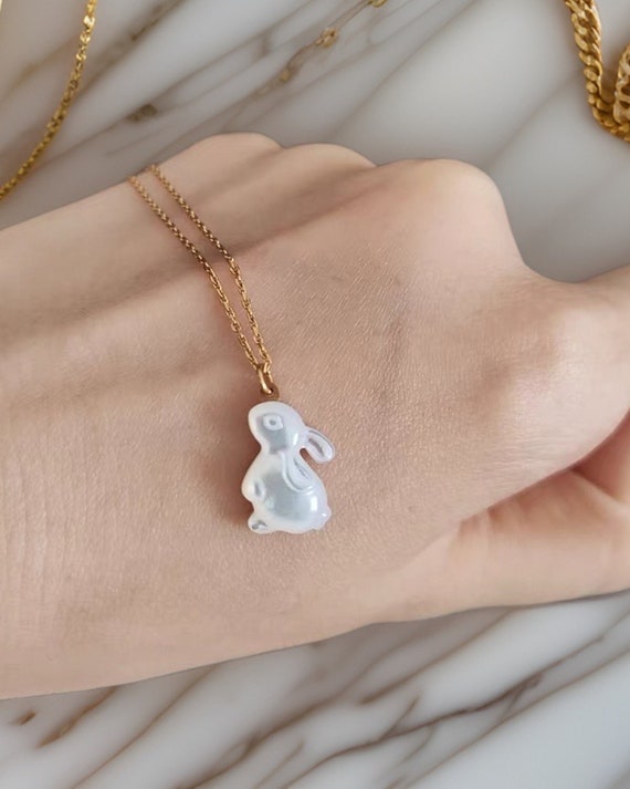 Mother of Pearl Bunny Pendant with Gold Chain, Vi… - image 7