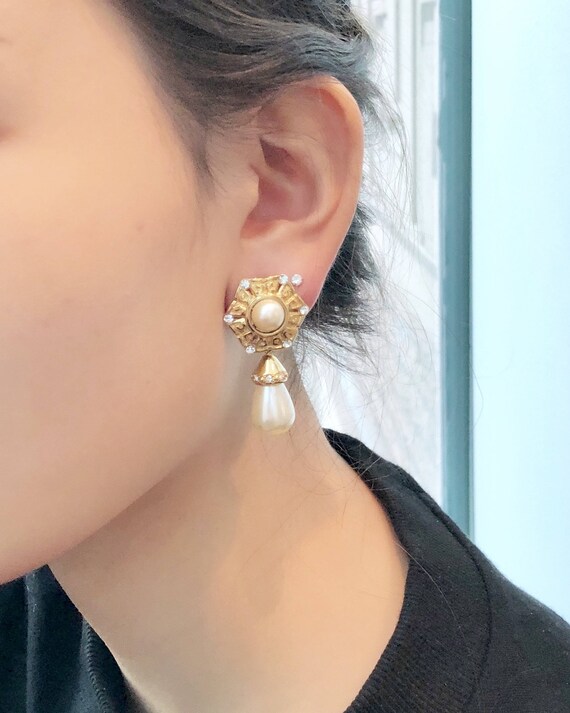 Vintage 80s Kjl Classic Gold Hexagon With Dangle D