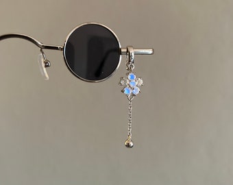 Blue Moonstone Flower Charm Small Frame Vintage Round Sunglasses, Fine Jewelry, Flower Pendant, Vintage Sunglasses, Sunglasses Charm