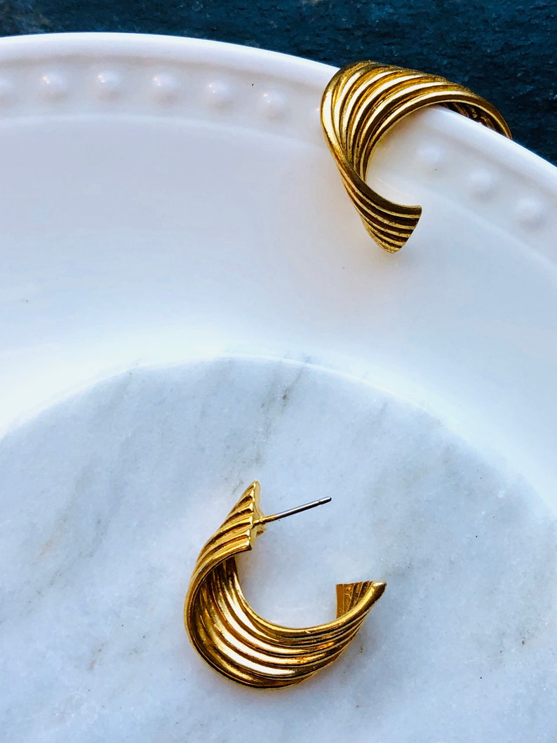 Stud Earrings Vintage Earrings Hoops Earrings Gold Earrings Minimalist Spiral Stripe Gold Pierced Earrings Vintage Jewelry