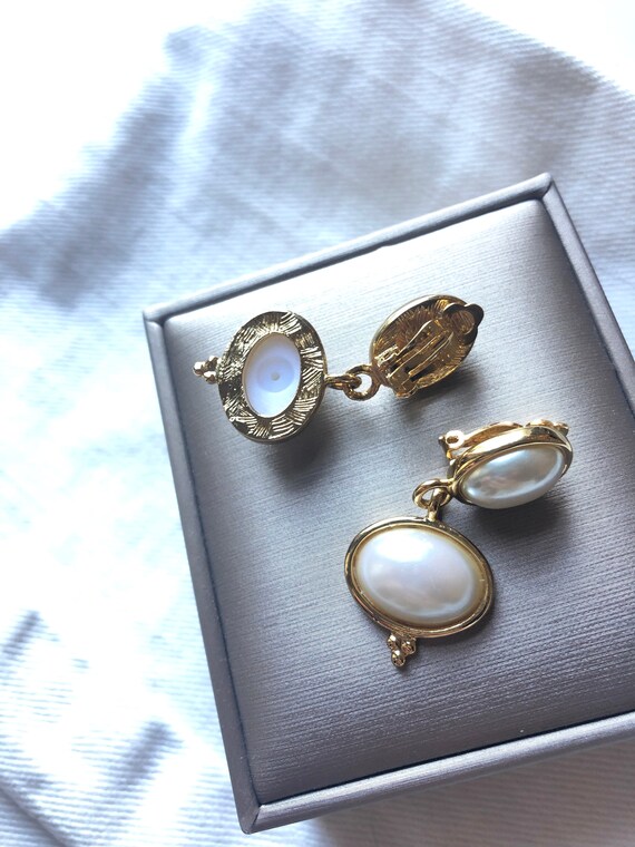 Vintage Pearls Gold Dangle Earrings, drop earring… - image 4