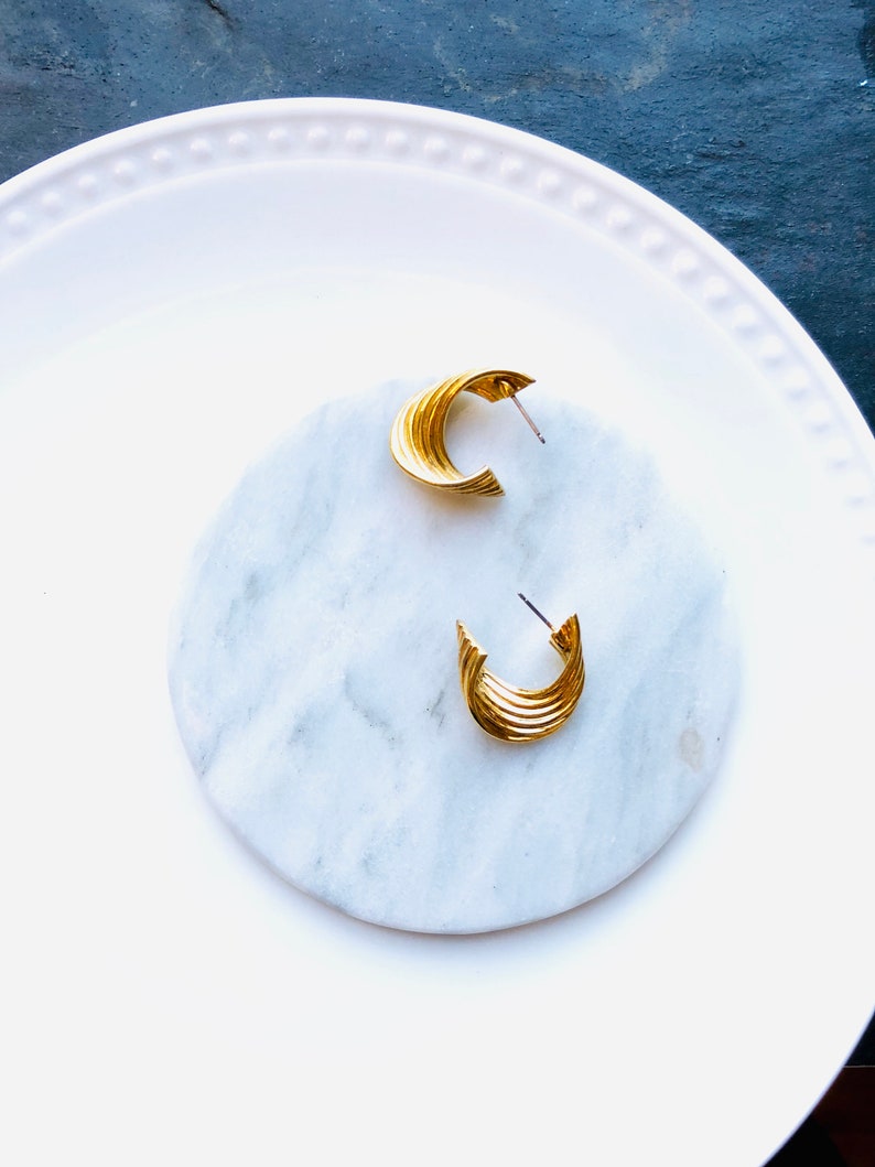 Stud Earrings Vintage Earrings Hoops Earrings Gold Earrings Minimalist Spiral Stripe Gold Pierced Earrings Vintage Jewelry