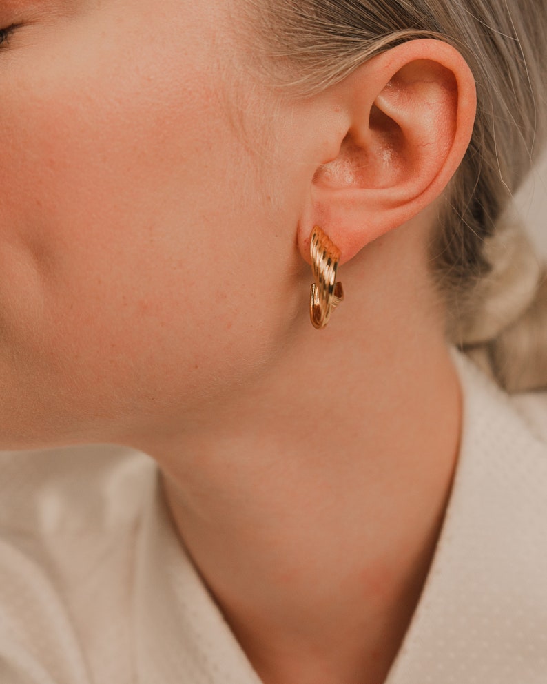 Stud Earrings Vintage Earrings Hoops Earrings Gold Earrings Minimalist Spiral Stripe Gold Pierced Earrings Vintage Jewelry