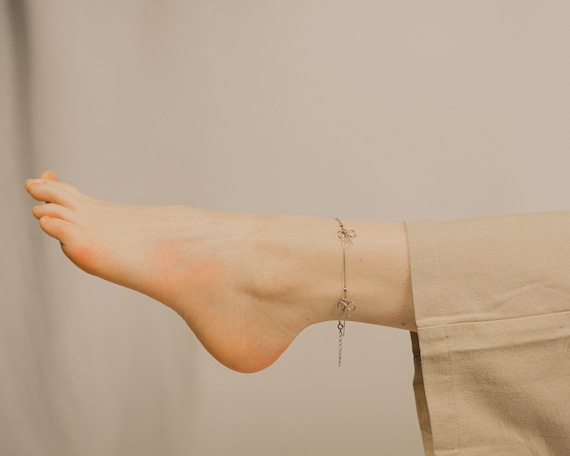 Dainty Bowtie Silver Charm Anklet, Vintage Jewelry