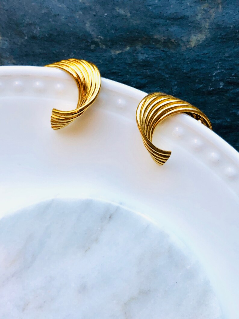 Stud Earrings Vintage Earrings Hoops Earrings Gold Earrings Minimalist Spiral Stripe Gold Pierced Earrings Vintage Jewelry