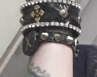 punk/gothic style rhinestone cross studded PVC cuff/bracelet