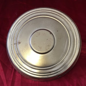 Wieldop vintage trapauto: gerestaureerd antiek speelgoedonderdeel