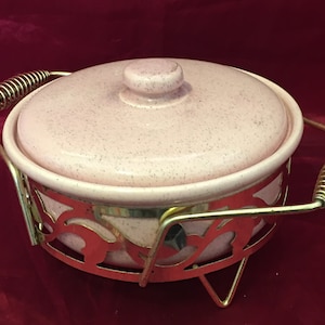 Mid-Century Modern Casserole Dish with Stand - Bauer California Pottery