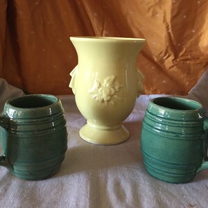 1940er Jahre McCoy Vase und Fassbecher