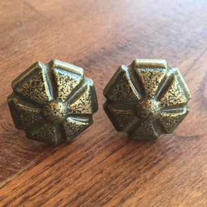 Antique Brass Knobs - Pair of cabinet Pulls