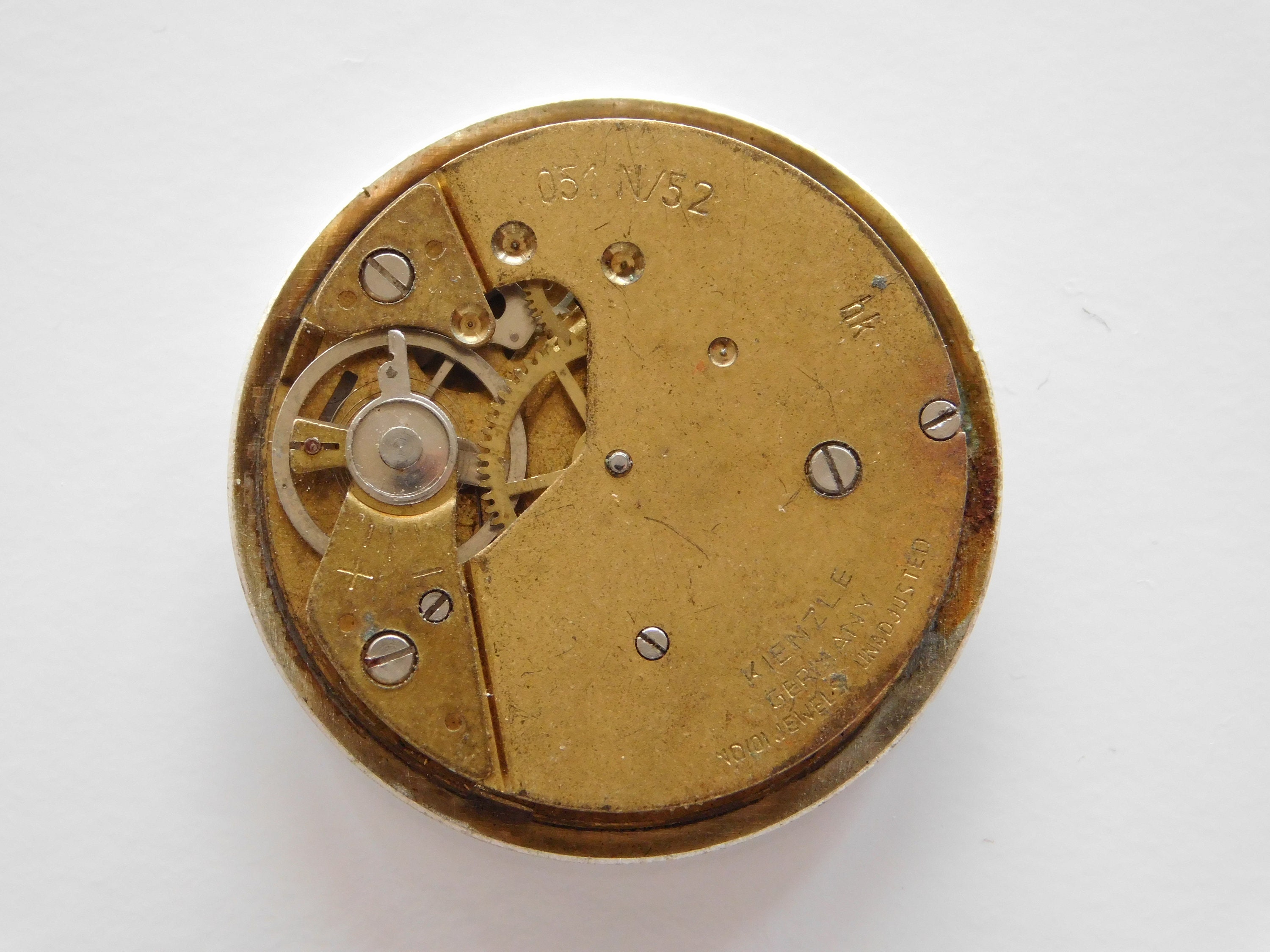 Horloges de table/bureau - avec mouvement pendulaire - Art nouveau - bronze  et cristal - 1950-1960 - Catawiki