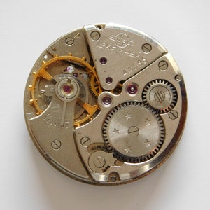 Wostok 2809 Movement