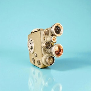 Eumig C3R 16mm Cine Camera – Circa 1959-1963 – Exceptionally clean- Fully Working - Multi-Lens Turret – Austria